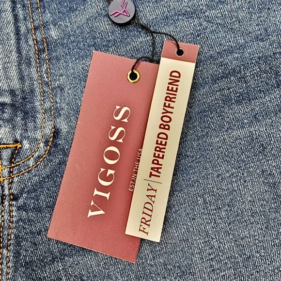 Vigoss Friday Women's High Rise Tapered Boyfriend Medium Wash Jeans Size 26 NWT - Picture 9 of 15